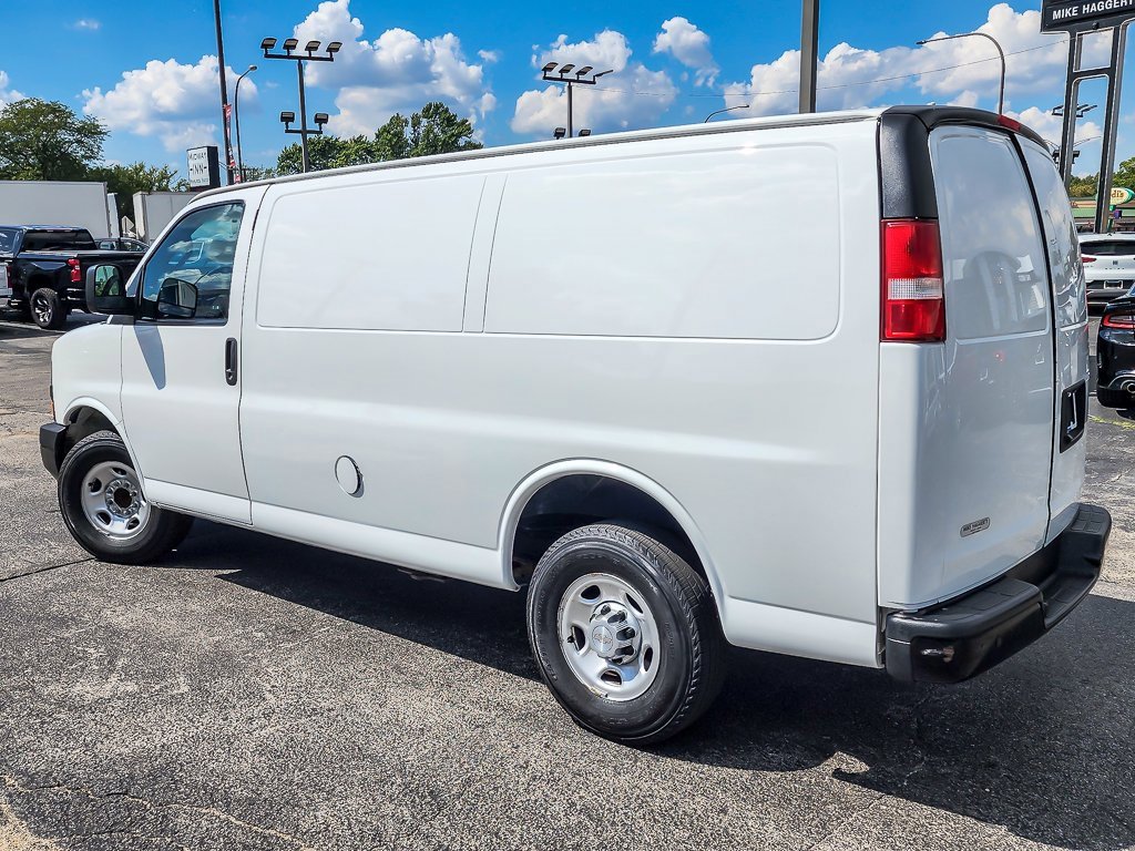 Certified 2018 Chevrolet Express 2500 w/ Driver Convenience Package image 6
