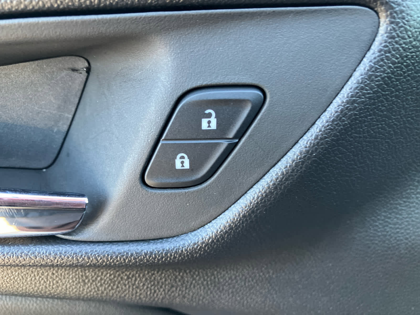 Used 2026 Chevrolet Trax ACTIV image 12