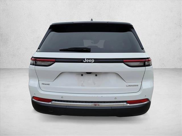 Used 2024 Jeep Grand Cherokee Laredo X w/ Luxury Tech Group I AWD/4WD image 6