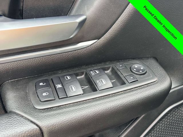 Used 2022 RAM 1500 Big Horn w/ Night Edition AWD/4WD image 10