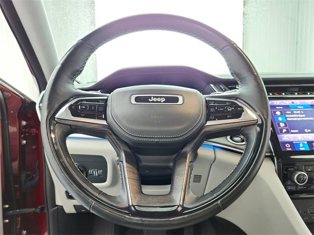 Used 2022 Jeep Grand Cherokee L Overland w/ Advanced Protech Group III image 25