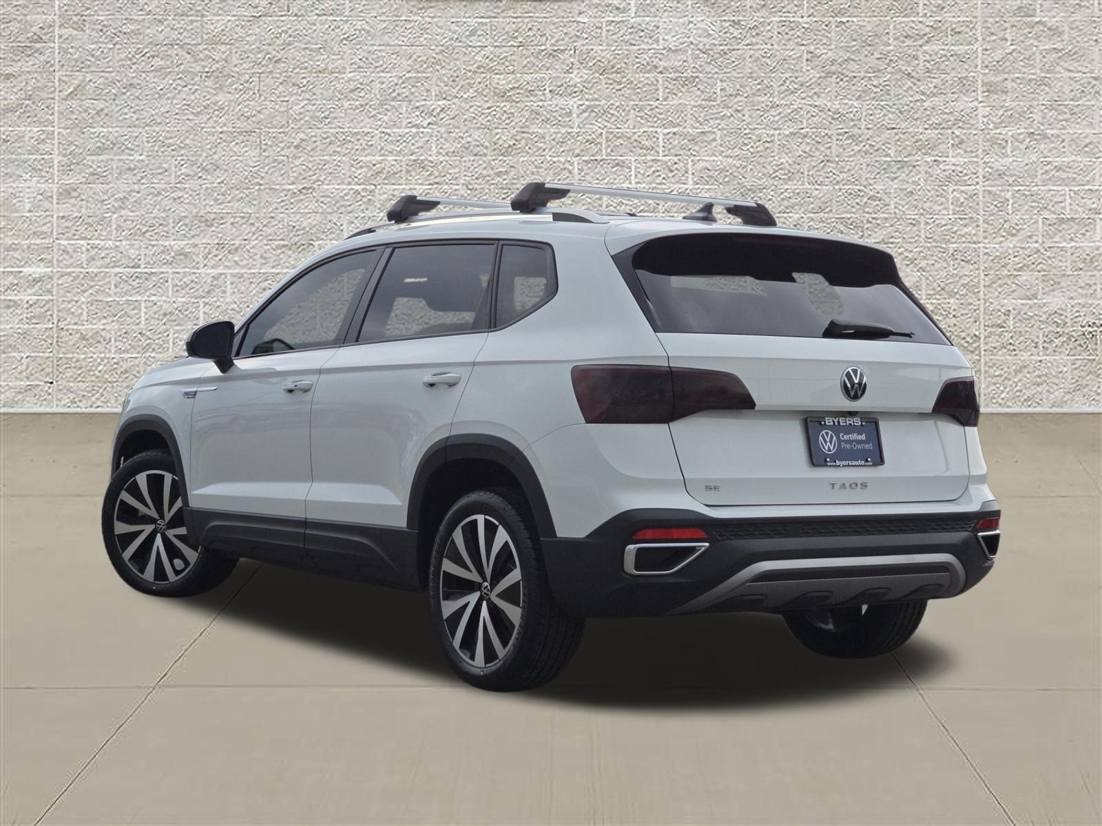 Used 2022 Volkswagen Taos SE FWD image 5