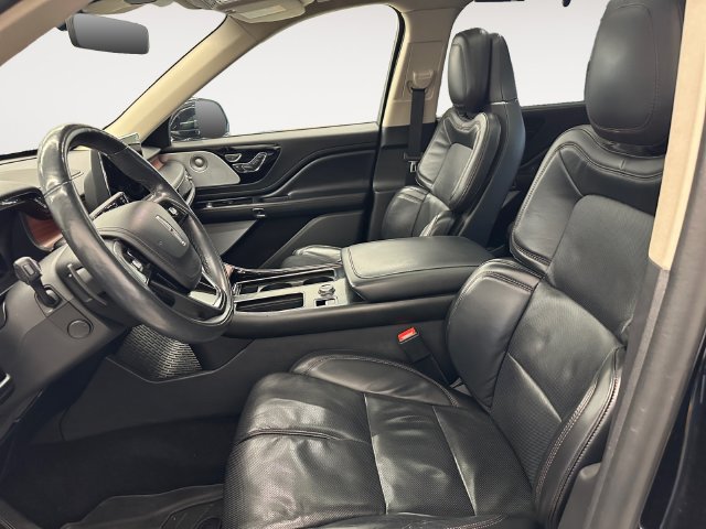 Used 2021 Lincoln Aviator Reserve w/ Equipment Group 208A AWD/4WD image 9