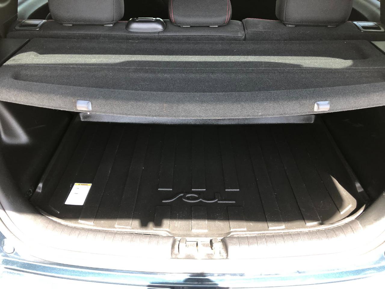 Used 2018 Kia Soul + FWD image 29