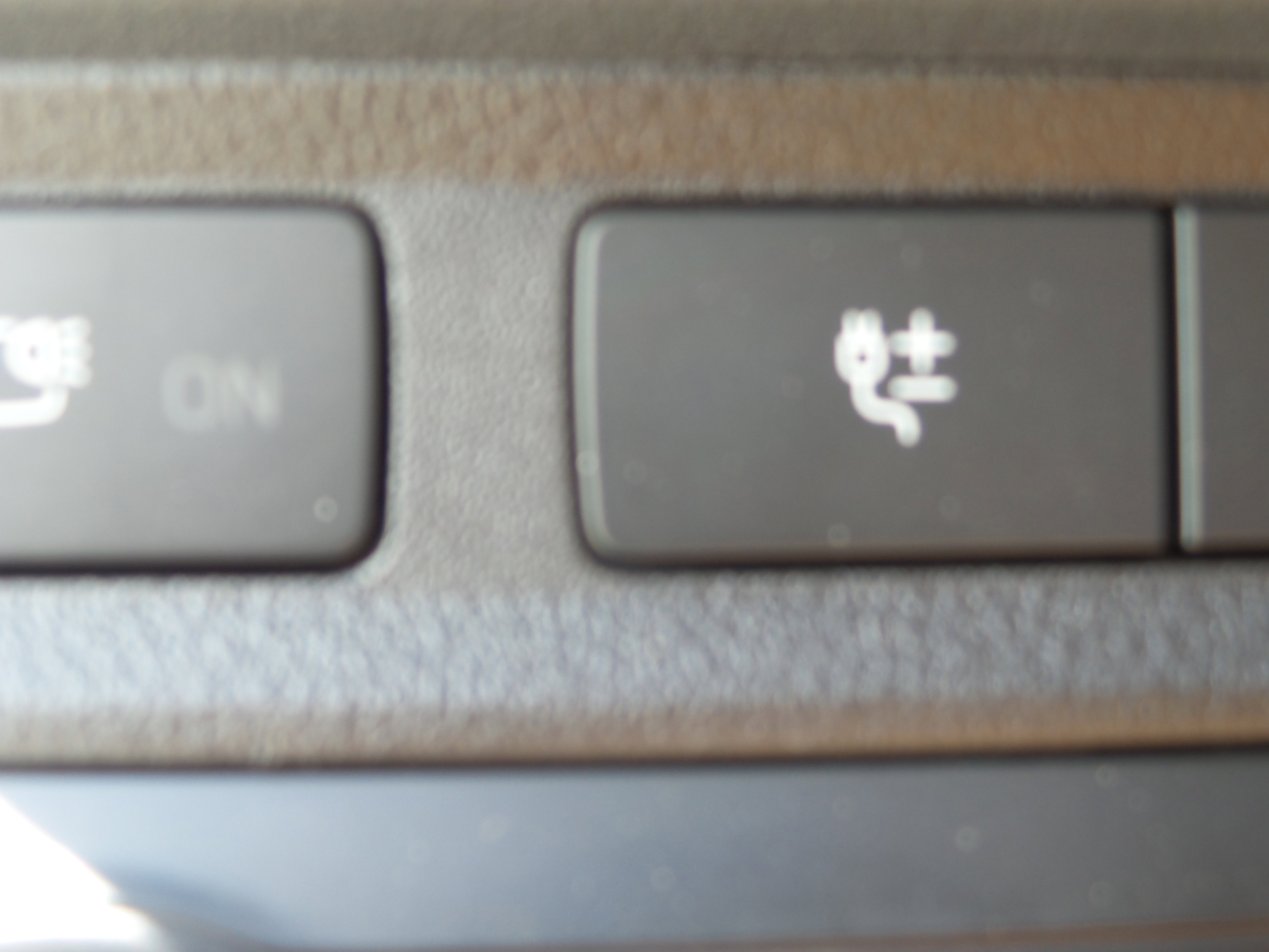 Used 2024 Ford F350 Platinum w/ FX4 Off-Road Package image 72