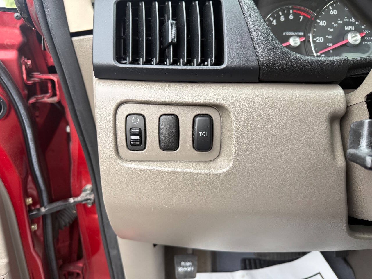 Used 2008 Mitsubishi Endeavor LS FWD image 16