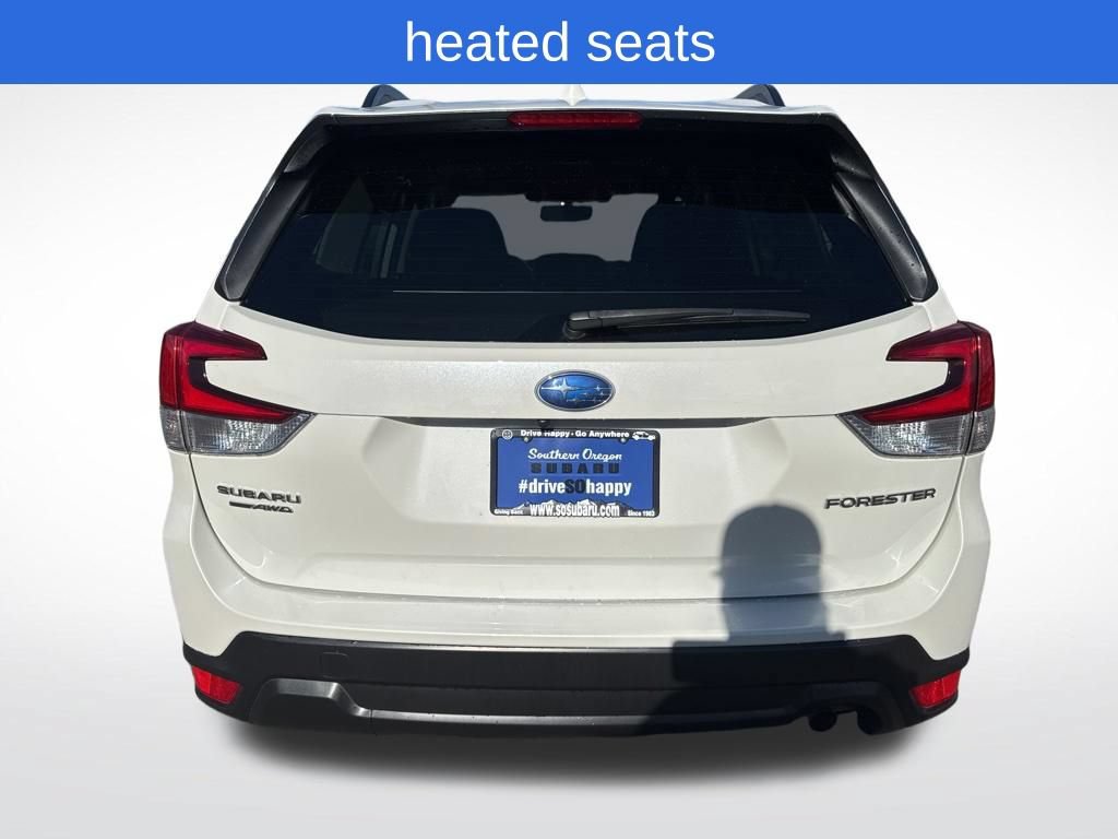Used 2020 Subaru Forester Premium AWD/4WD image 6