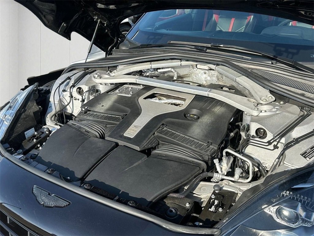 Used 2023 Aston Martin DBX 707 image 32