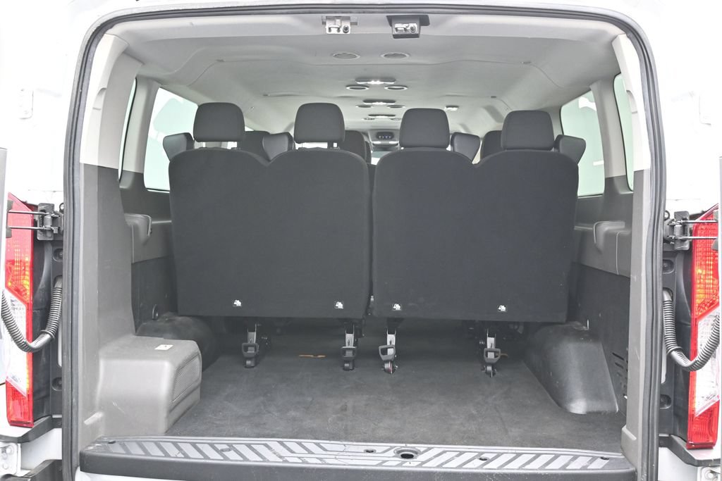 Used 2022 Ford Transit 350 XLT RWD image 12
