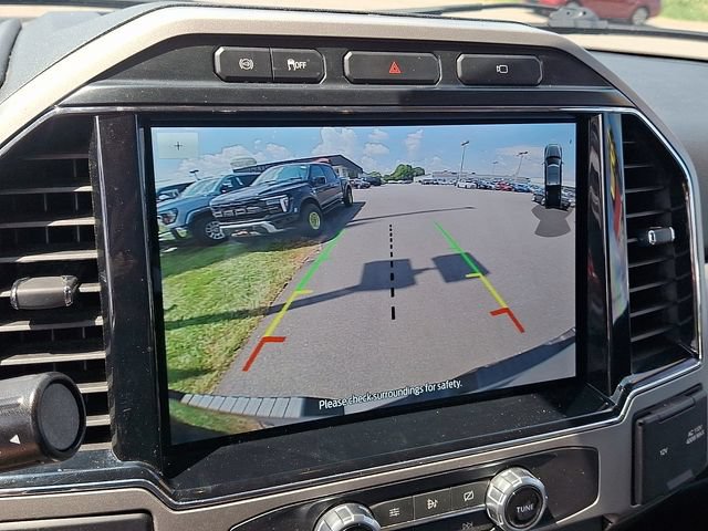 Used 2022 Ford F350 Lariat w/ Lariat Value Package AWD/4WD image 14