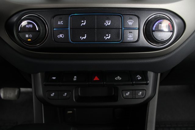 Used 2016 Chevrolet Colorado Z71 image 6