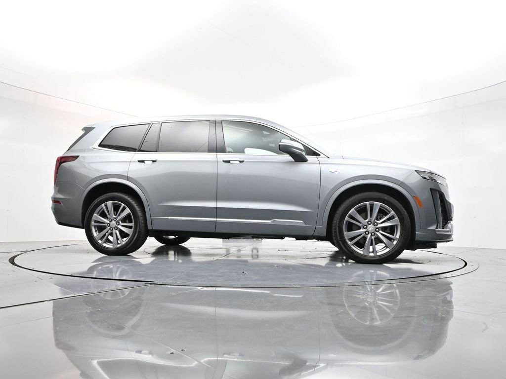 Used 2023 Cadillac XT6 Premium Luxury image 45