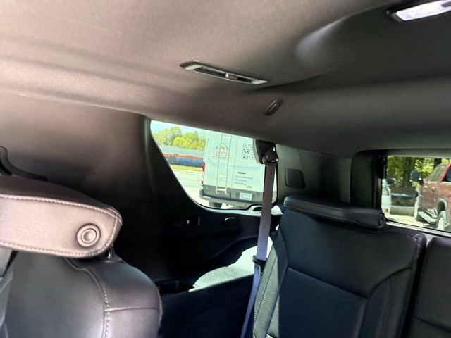 Used 2022 Chevrolet Tahoe Z71 w/ Luxury Package AWD/4WD image 71