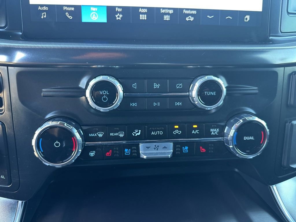 Used 2024 Ford F150 Platinum image 23