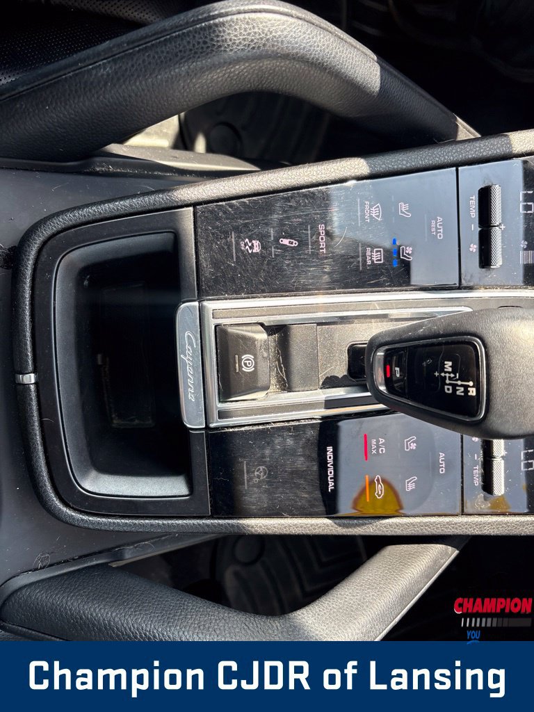 Used 2021 Porsche Cayenne S AWD/4WD image 27