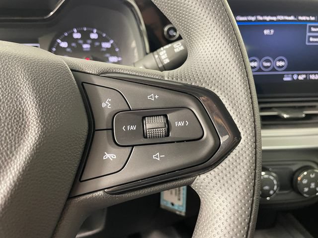 New 2026 Chevrolet Trax LS w/ Driver Confidence Package FWD image 8
