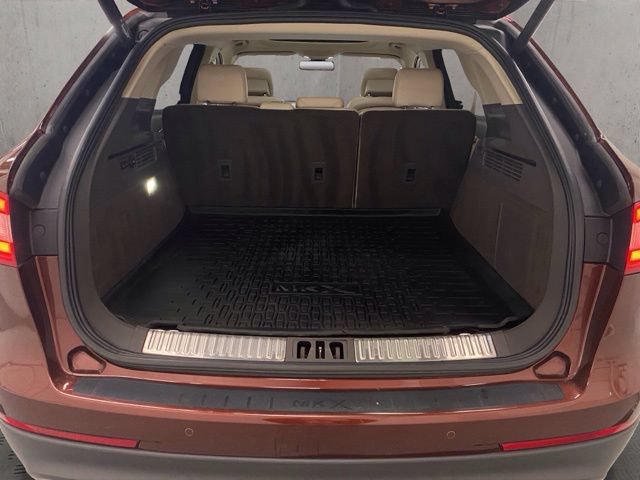 Used 2016 Lincoln MKX Reserve w/ Equipment Group 102A AWD/4WD image 23