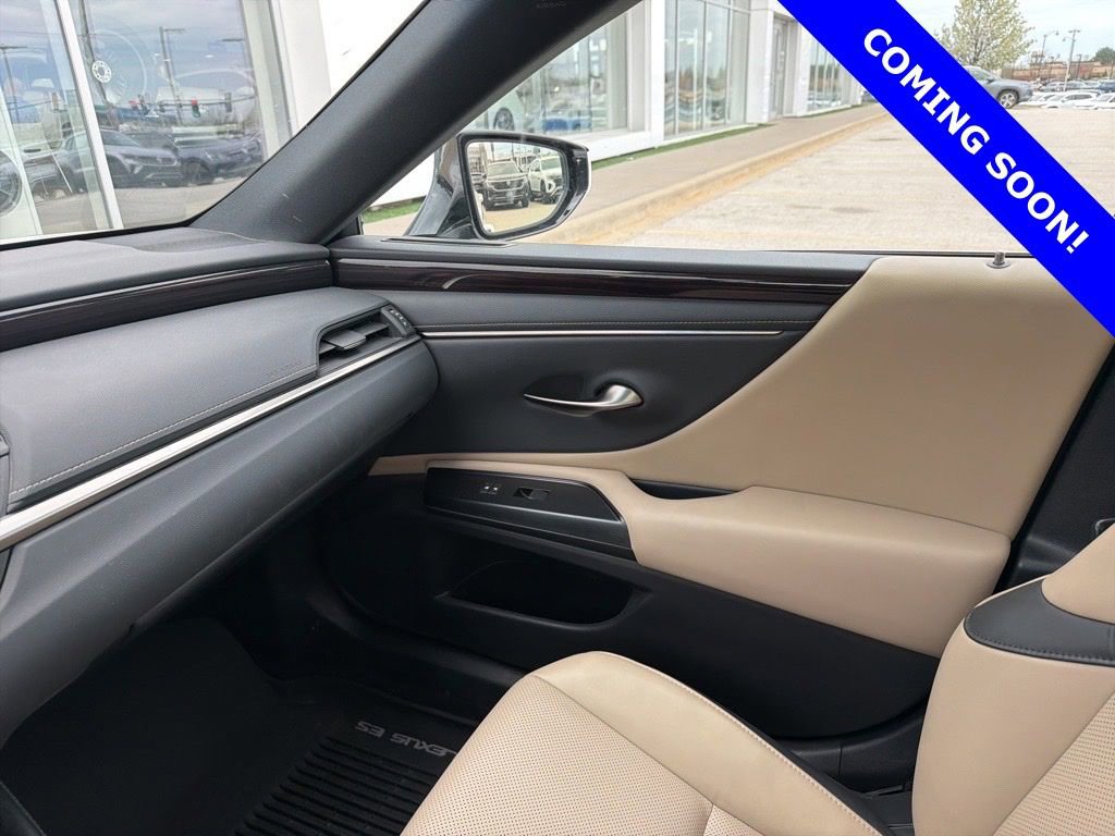 Used 2020 Lexus ES 350 w/ Premium Package image 4