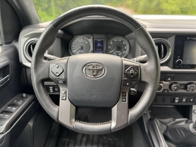 Used 2019 Toyota Tacoma TRD Off-Road AWD/4WD image 22