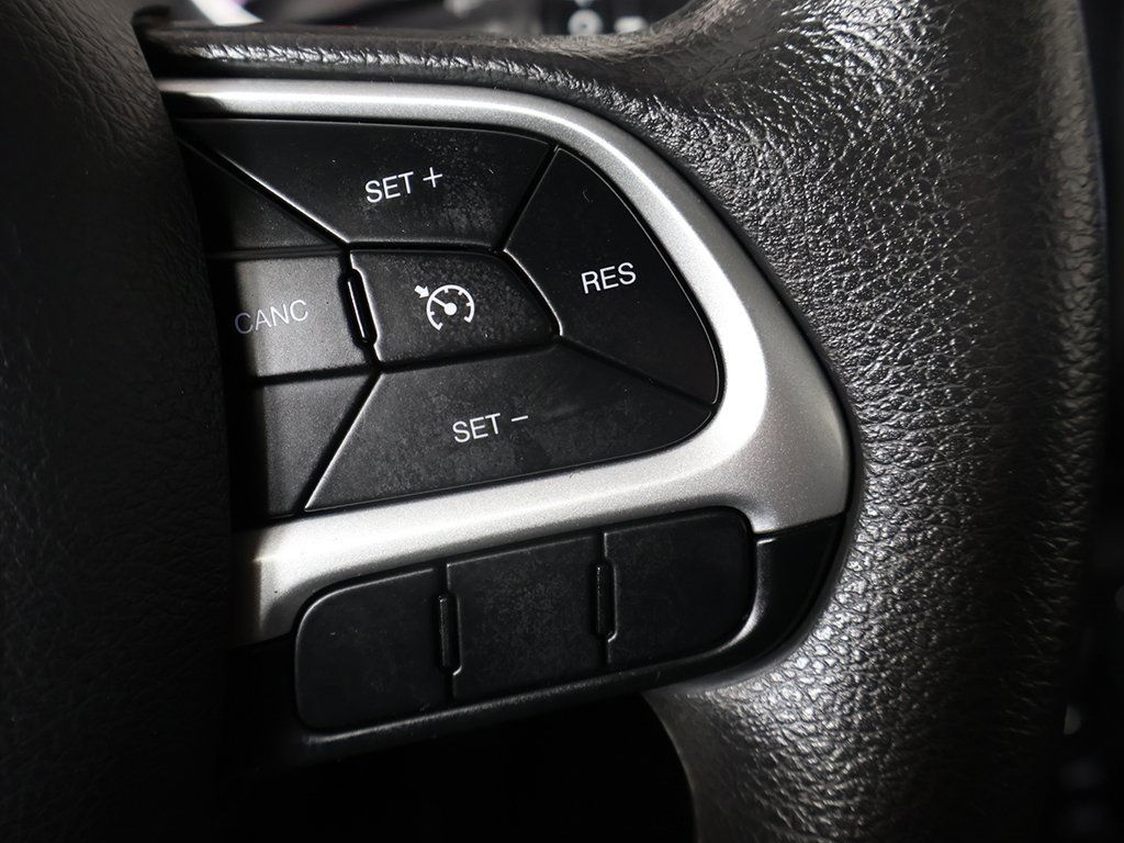 Used 2020 Jeep Compass Sport image 35