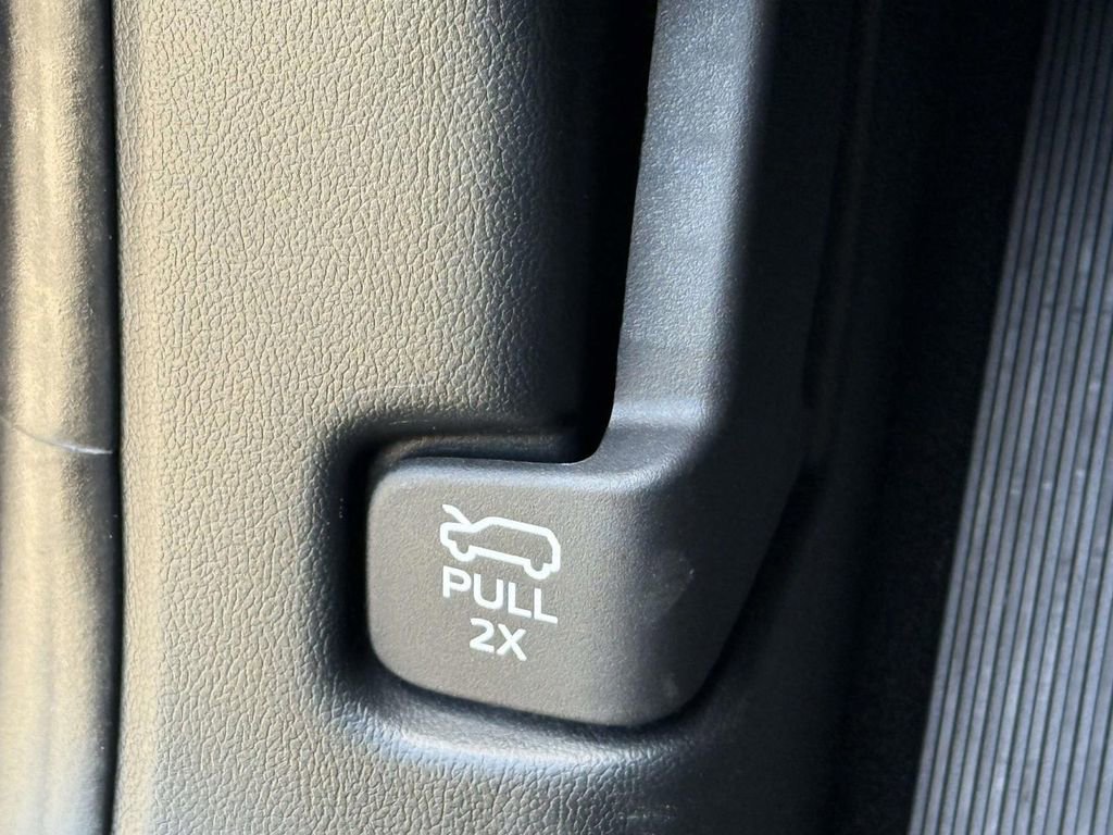 Used 2020 Ford Explorer Limited AWD/4WD image 29