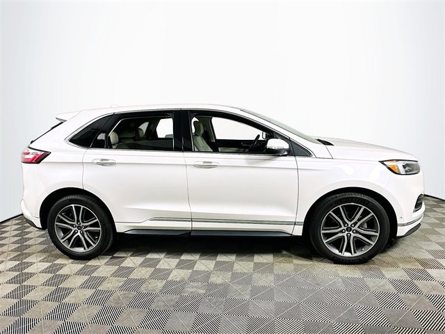 Used 2019 Ford Edge Titanium w/ Equipment Group 301A image 2