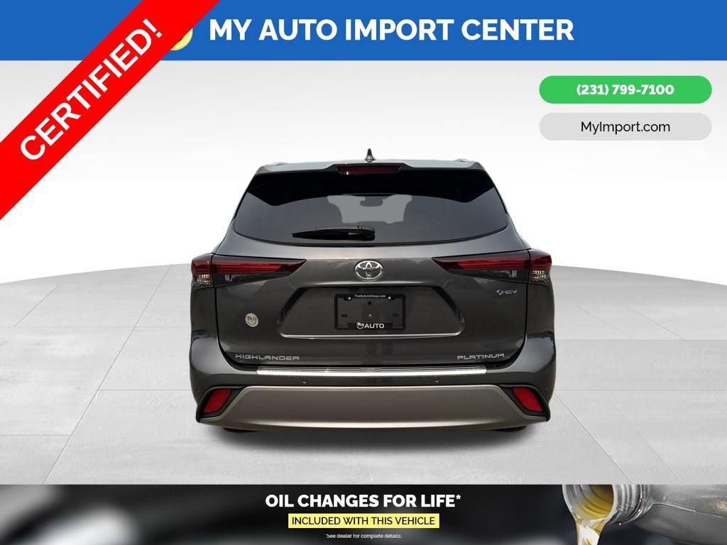 Certified 2025 Toyota Highlander Platinum AWD/4WD image 6