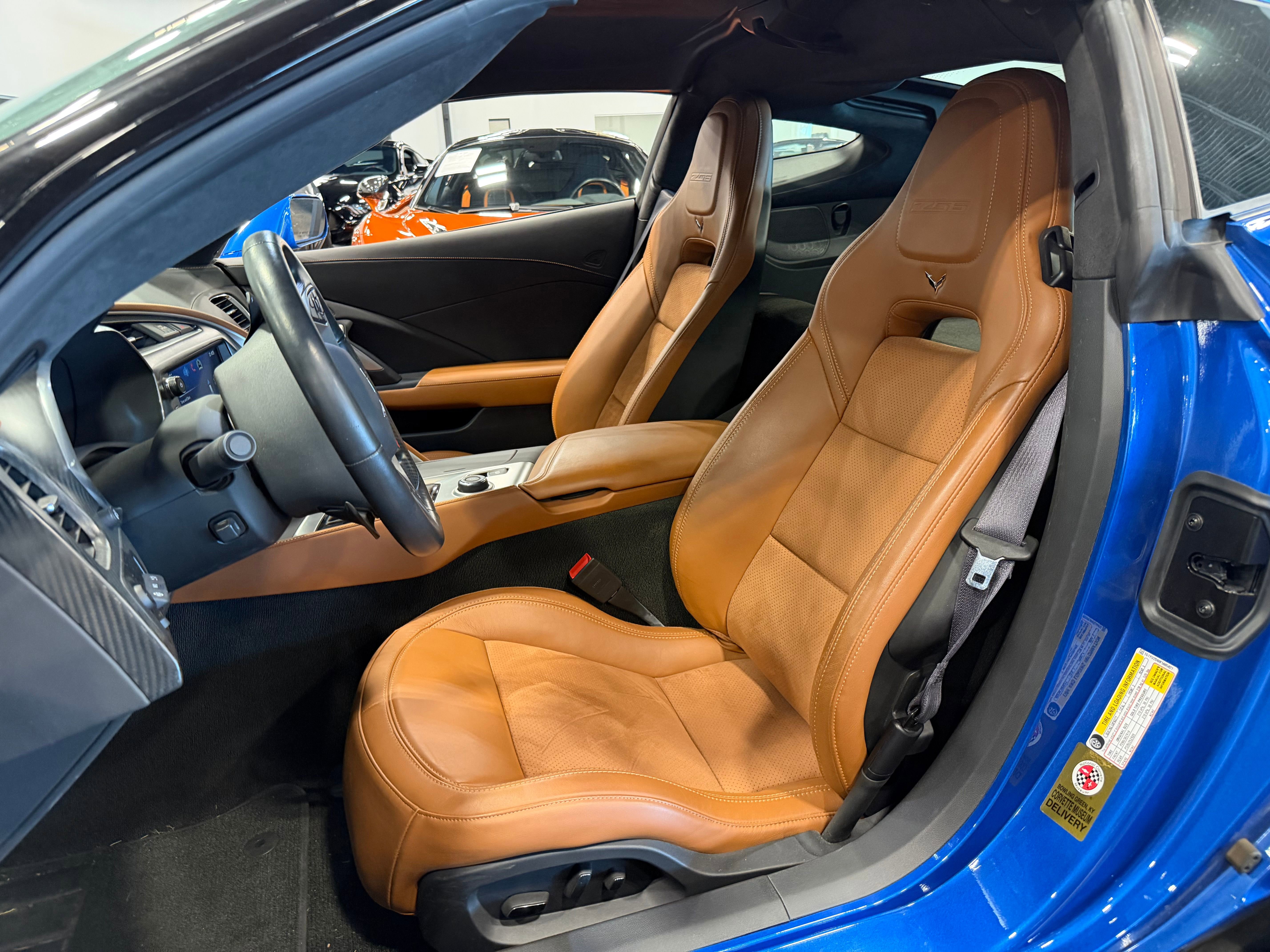 Used 2015 Chevrolet Corvette Z06 w/ 3LZ Preferred Equipment Group RWD image 10