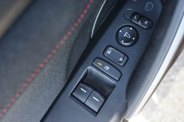 Used 2018 Honda Civic Si image 9