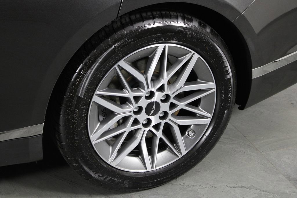 Used 2025 Genesis G80 2.5T image 10