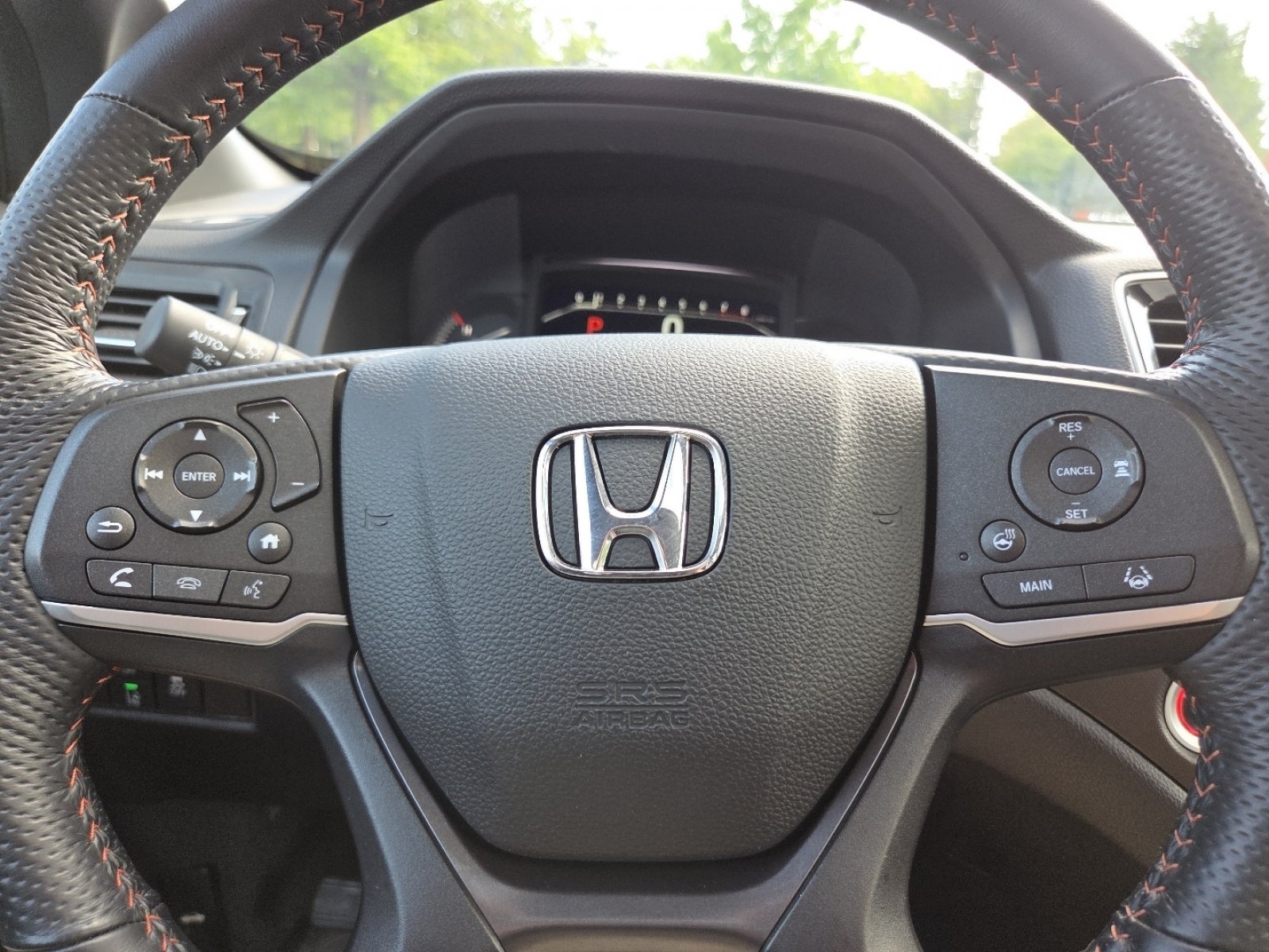 Certified 2025 Honda Passport TrailSport image 36