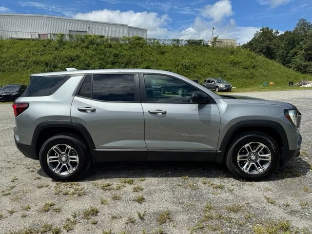 Used 2025 GMC Terrain Elevation AWD/4WD image 10