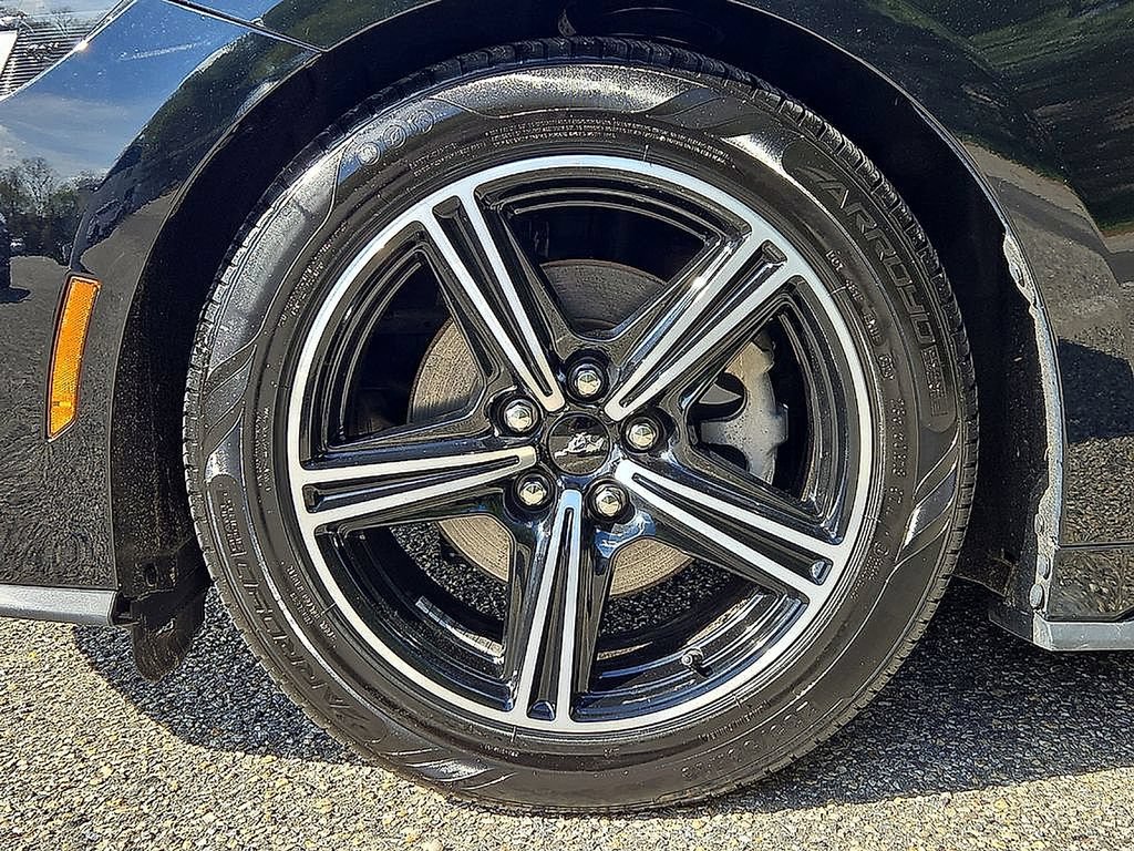 Used 2024 Ford Mustang Premium RWD image 8