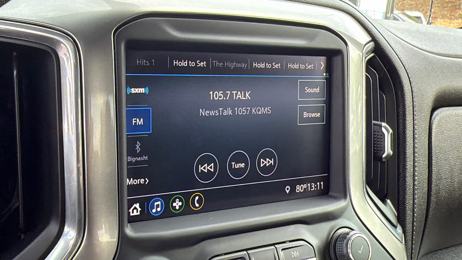 Used 2021 Chevrolet Silverado 1500 LT Trail Boss w/ LPO, Dark Essentials Package AWD/4WD image 15