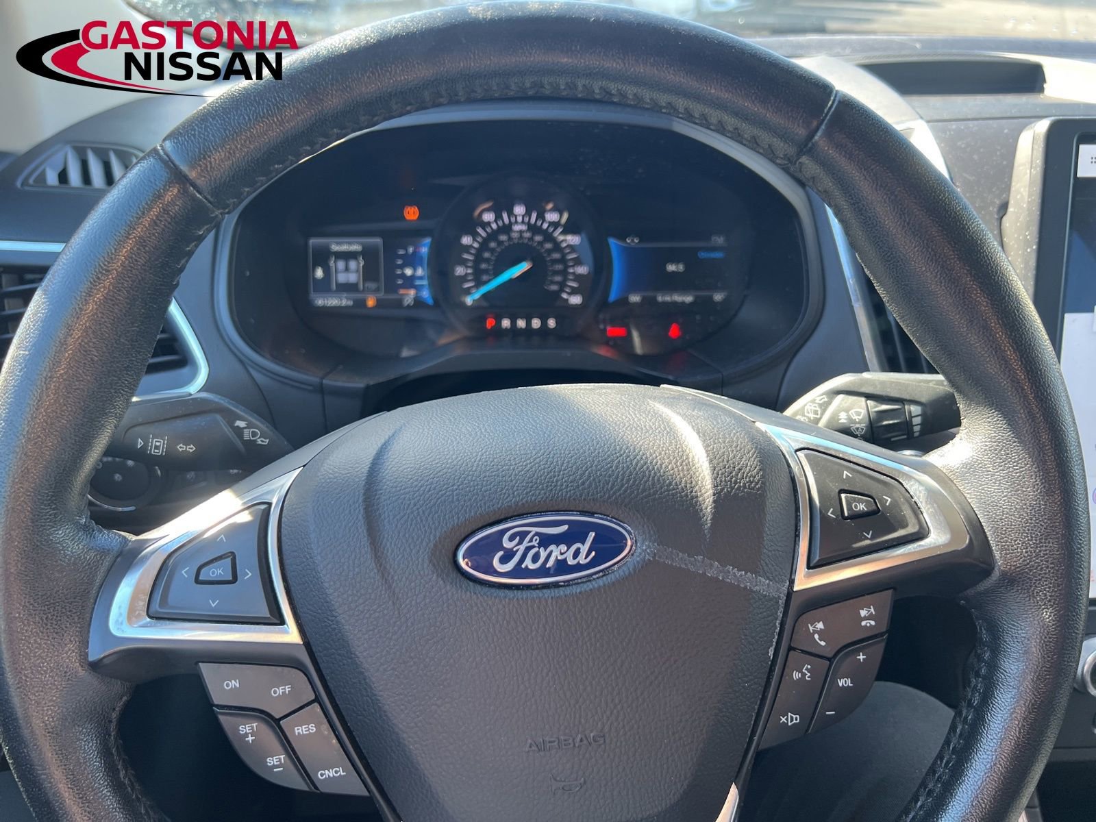 Used 2022 Ford Edge Titanium image 54