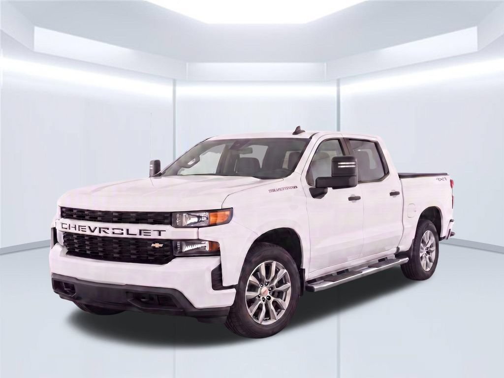 Used 2019 Chevrolet Silverado 1500 Custom w/ Custom Max Trailering Package AWD/4WD image 2