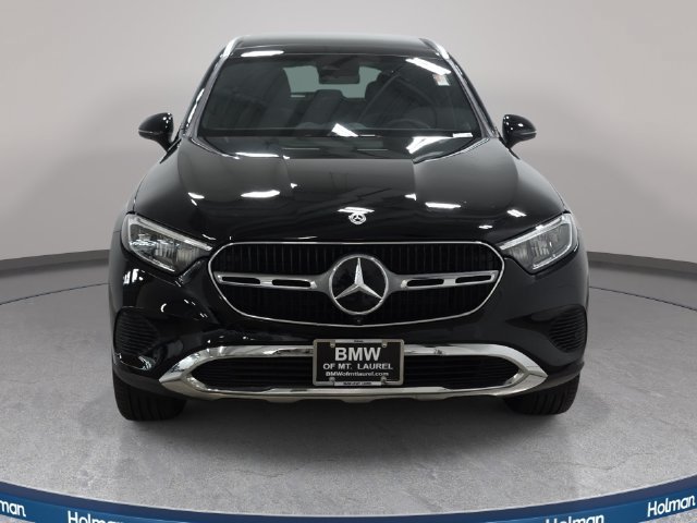Used 2024 Mercedes-Benz GLC 300 4MATIC image 3