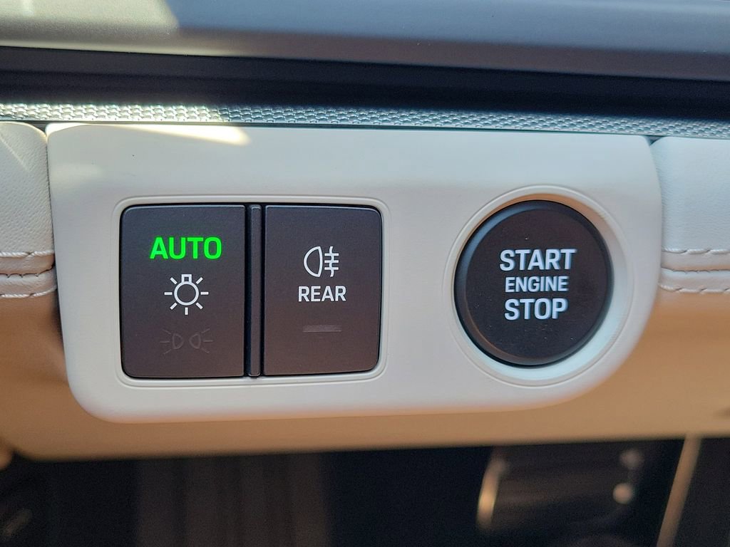 New 2025 Porsche Panamera image 35