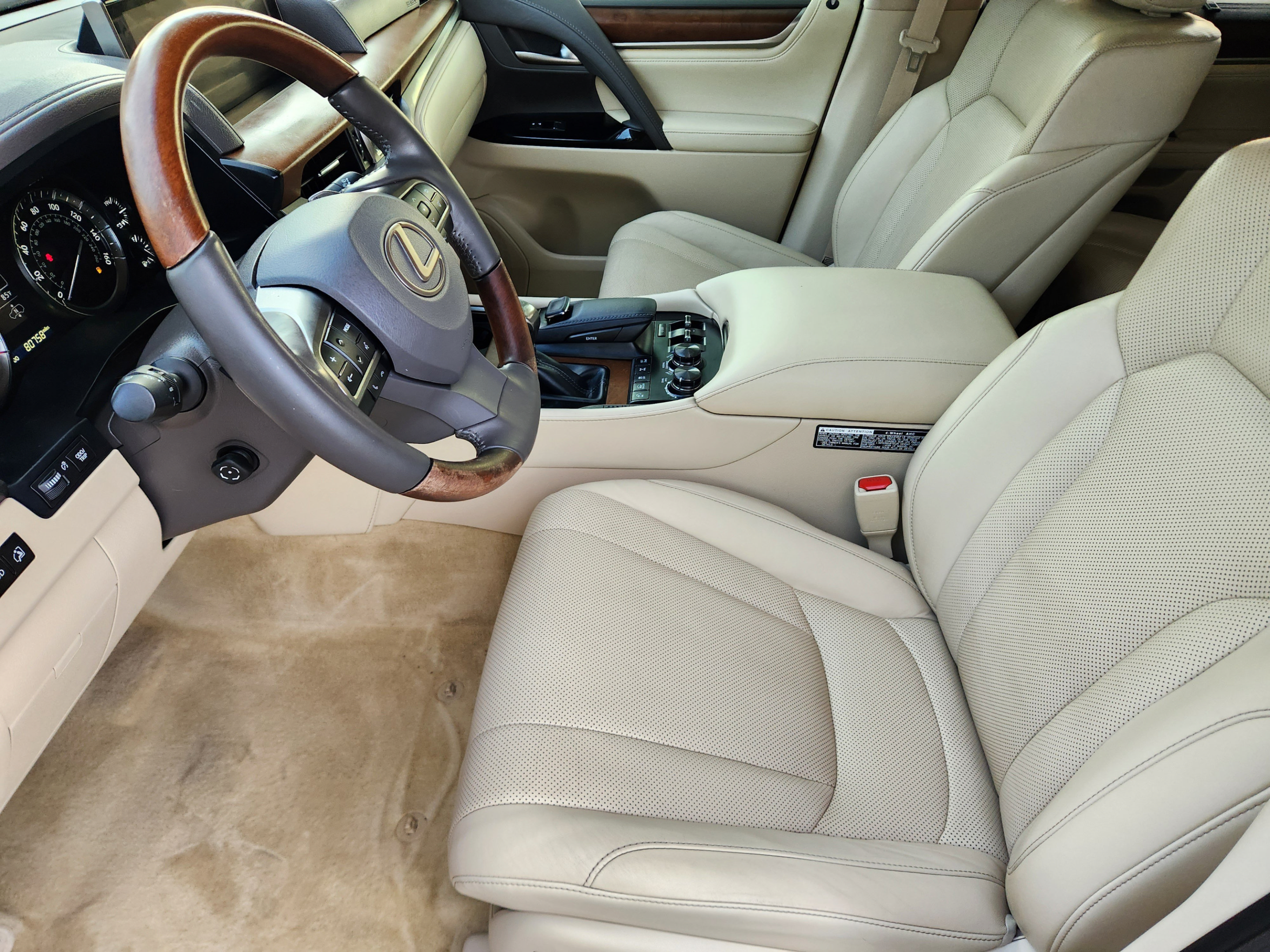 Used 2021 Lexus LX 570 4WD w/ Luxury Package image 5