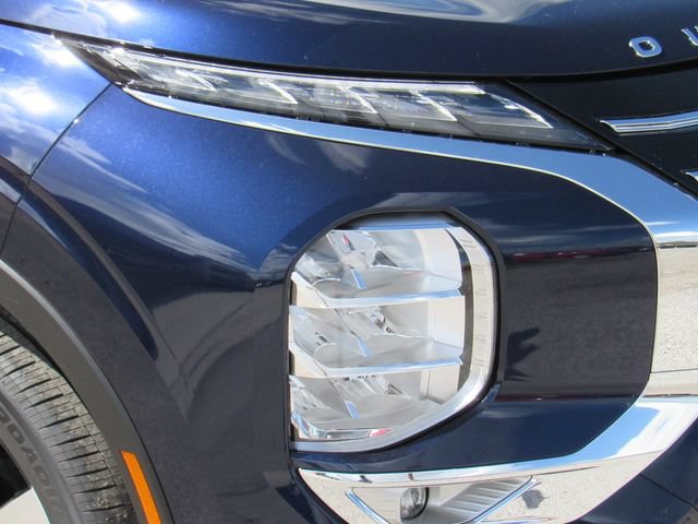 New 2026 Mitsubishi Outlander SE FWD image 10