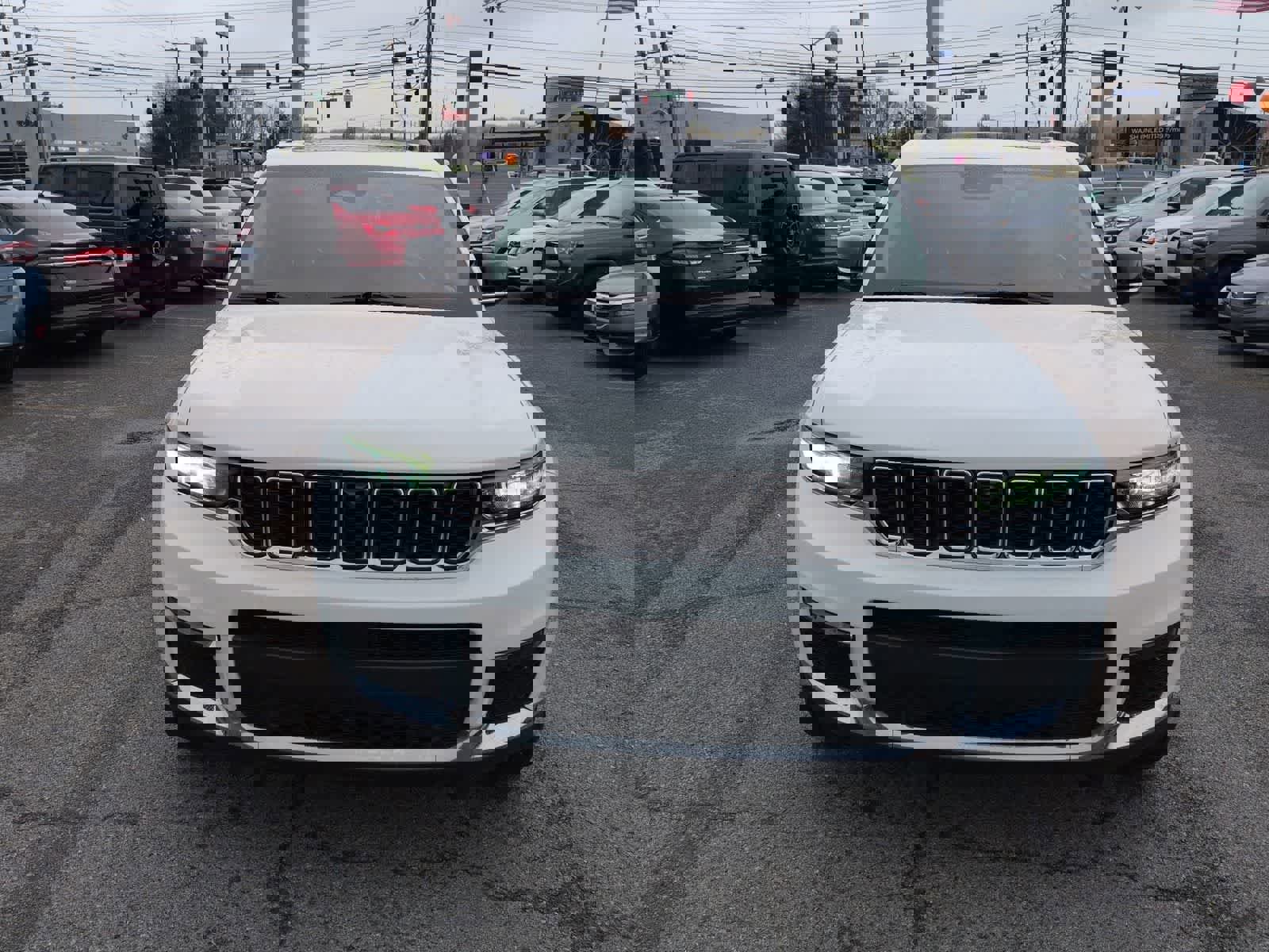 Certified 2021 Jeep Grand Cherokee L Limited w/ Luxury Tech Group II image 3