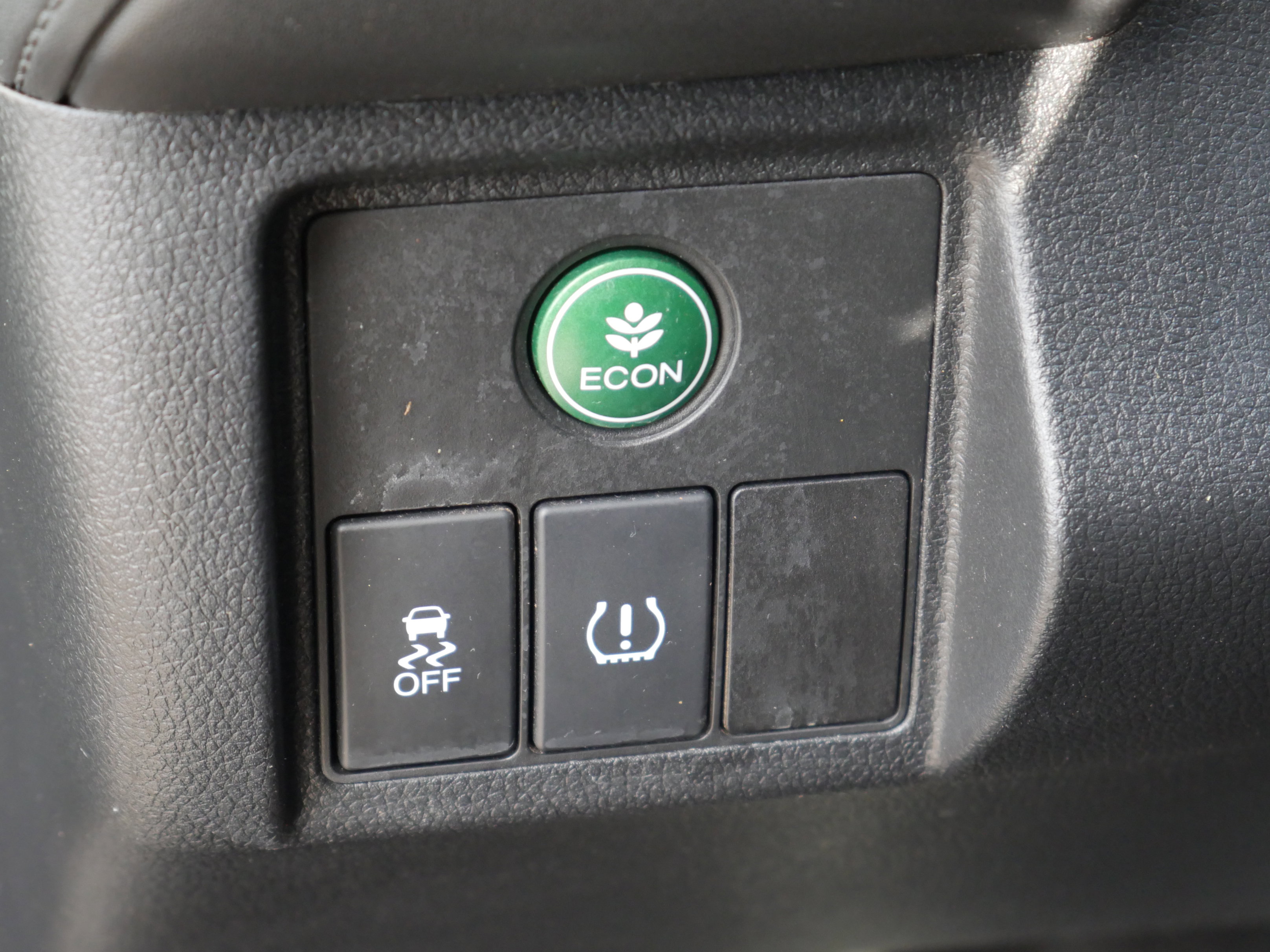 Used 2017 Honda HR-V EX-L image 6