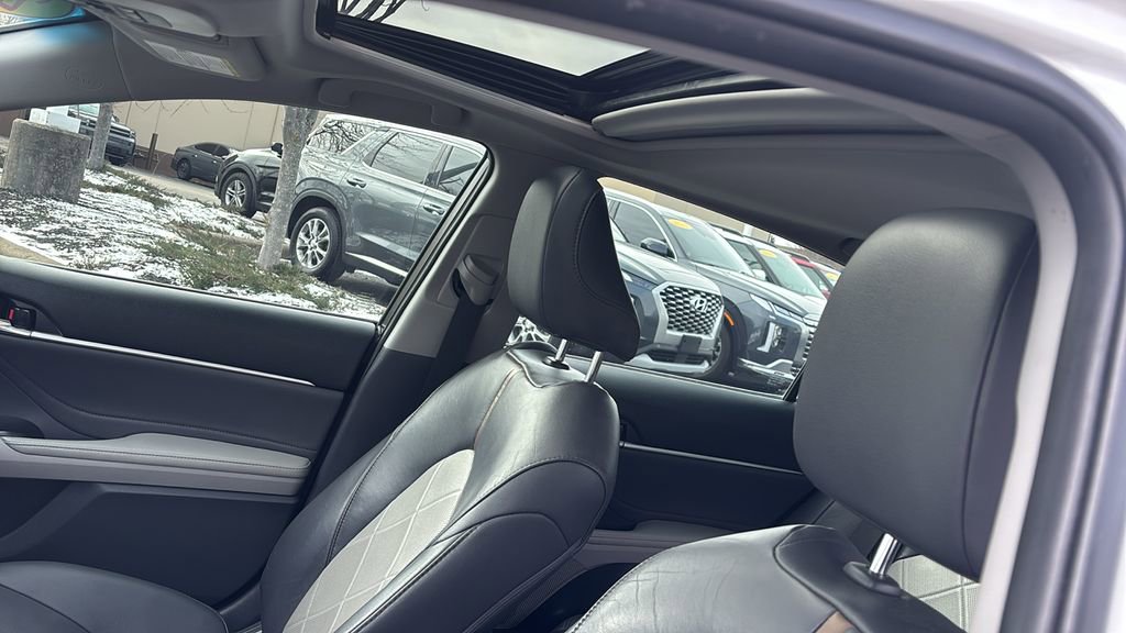 Used 2018 Toyota Camry XLE w/ Audio Package image 25