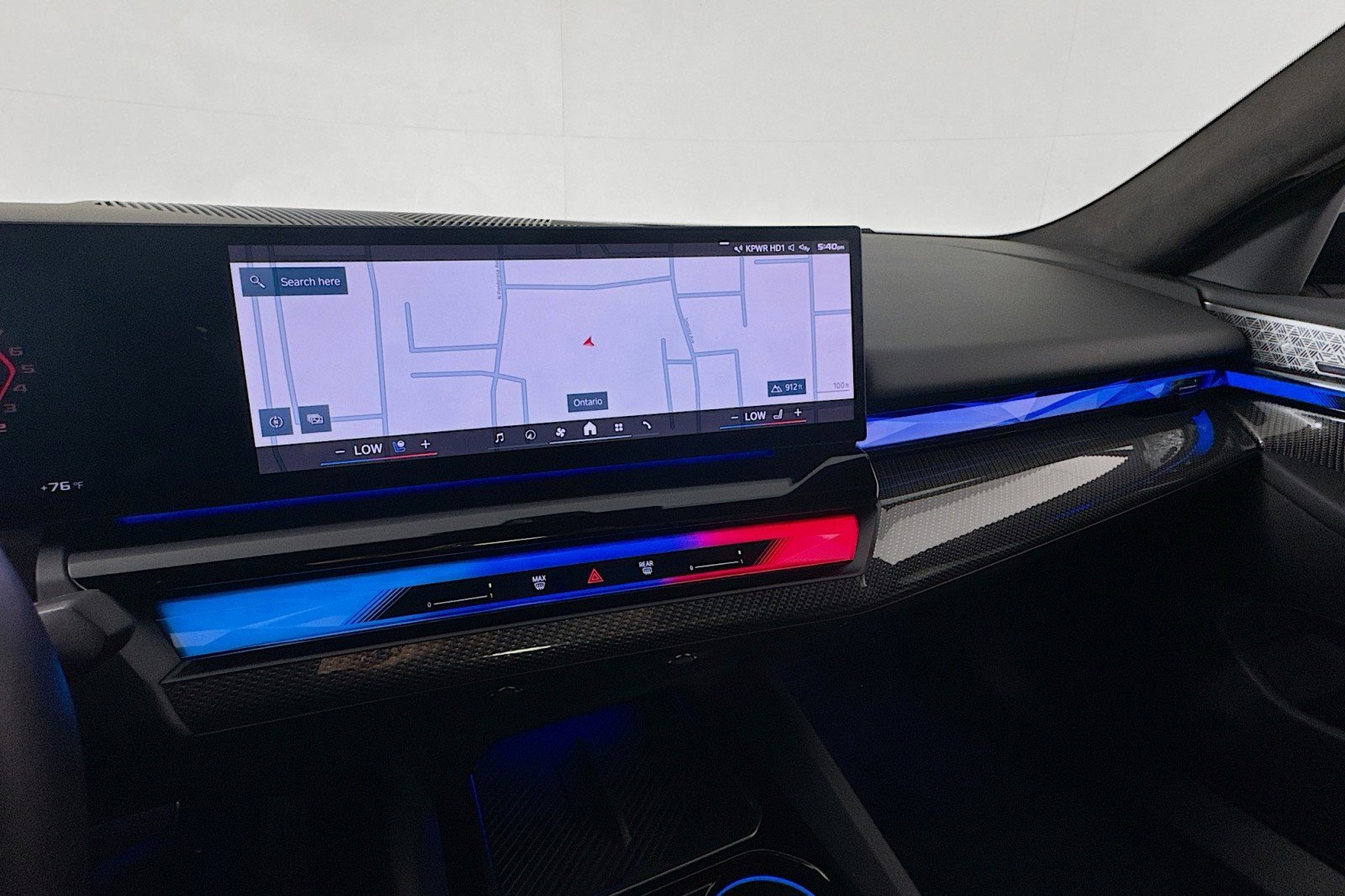 Used 2025 BMW M5 w/ Carbon Package image 20