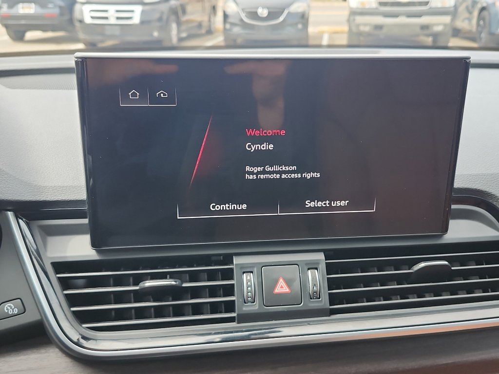 Used 2024 Audi Q5 e Prestige image 25