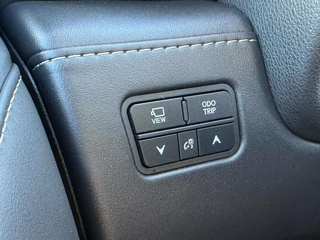Used 2024 Lexus LX 600 F Sport AWD/4WD image 27