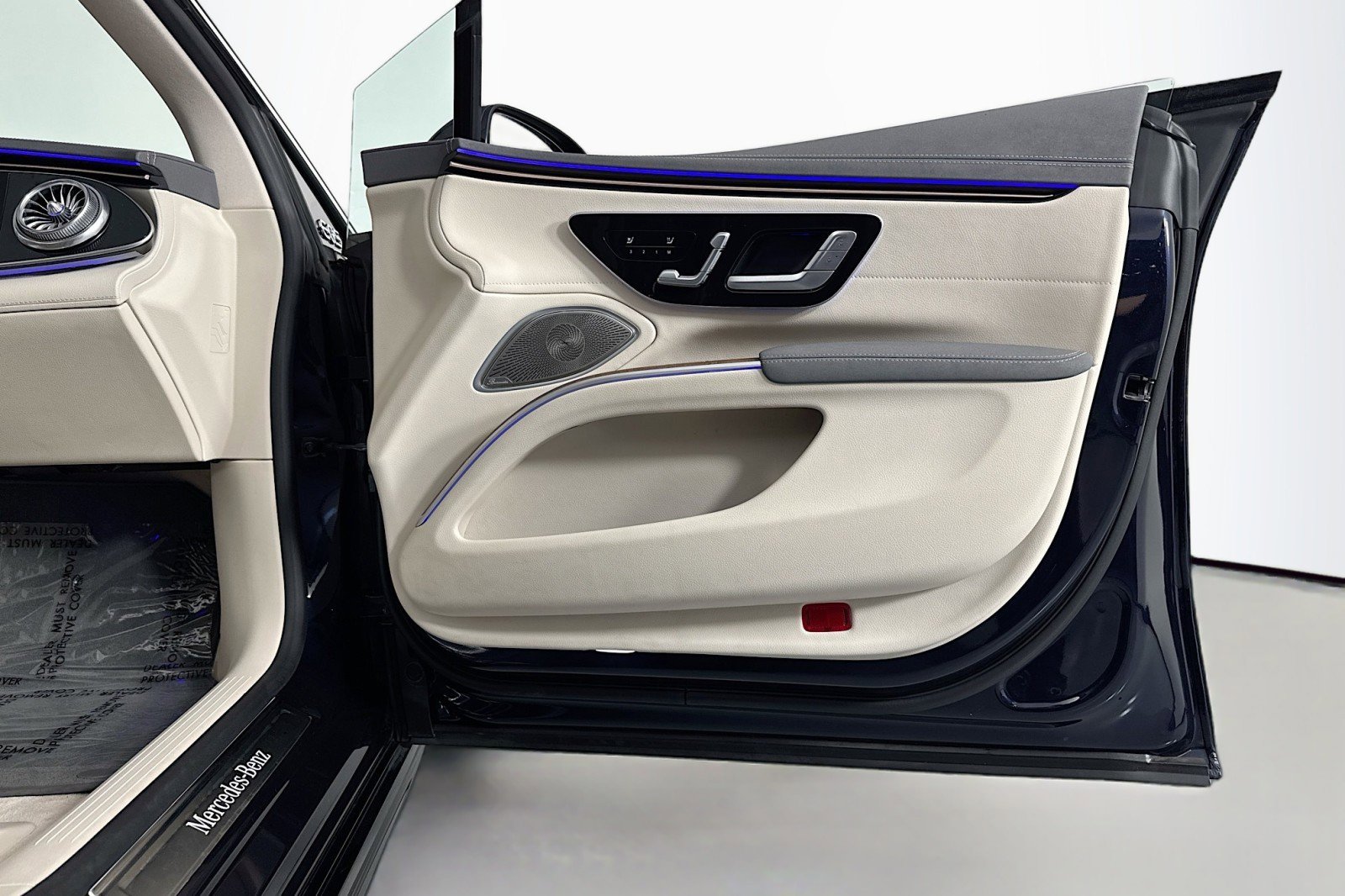 Certified 2023 Mercedes-Benz EQS 580 EQS 580 image 24