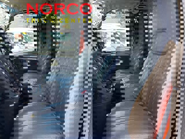 Used 2014 Chevrolet Express 2500 image 15