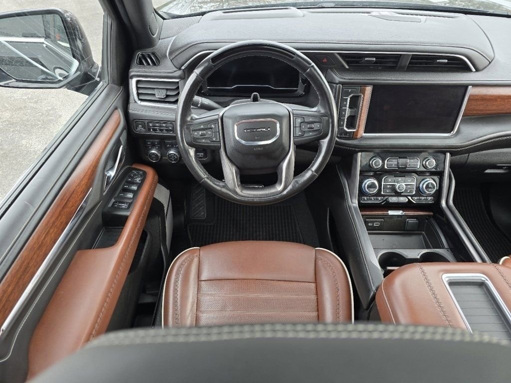Used 2023 GMC Yukon XL Denali Ultimate image 23
