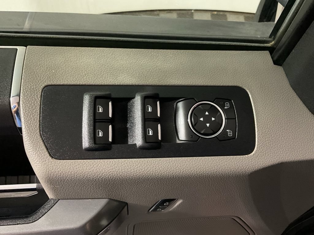 Used 2016 Ford F150 XLT AWD/4WD image 15